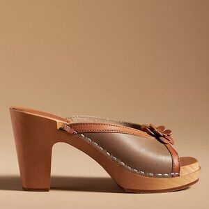 Swedish Hasbeens Flower Heels Clogs Slip Ons Sandals Brown Wood Size 39